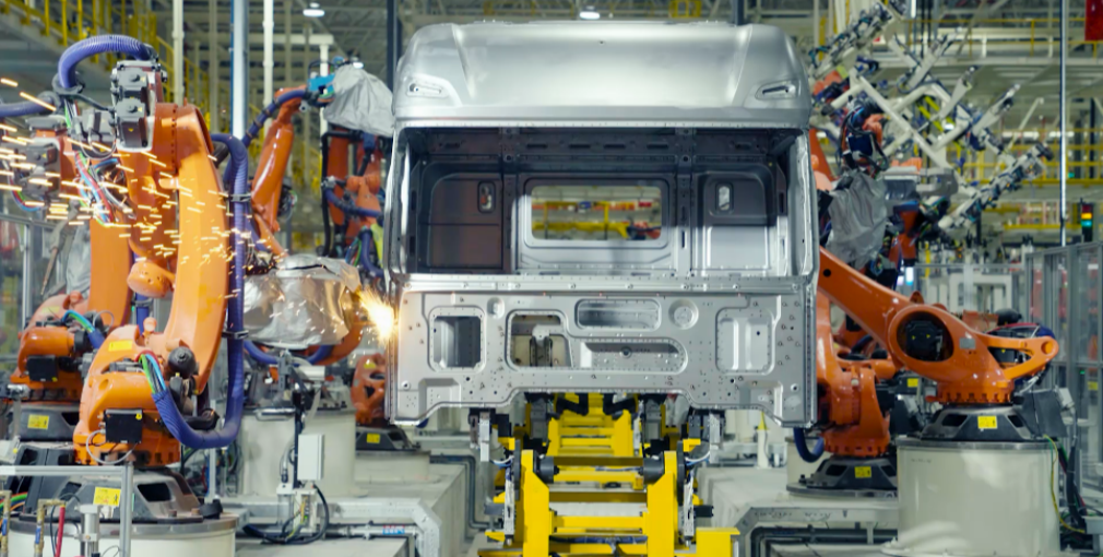 北汽重卡獲評(píng)2024年國(guó)家級(jí)5G工廠