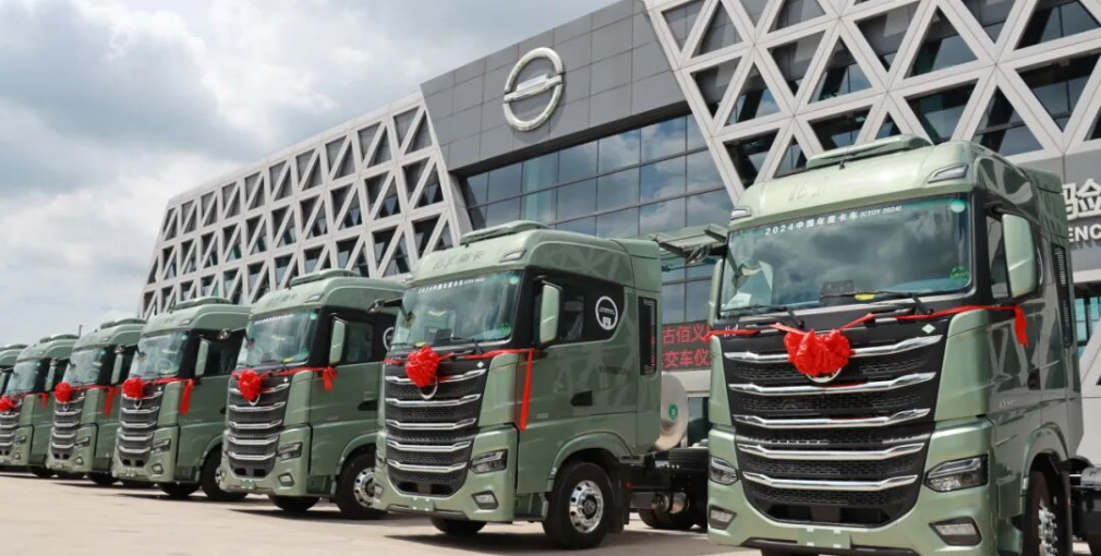 373%增速領(lǐng)跑！北汽重卡蒙寧團隊逆勢突圍